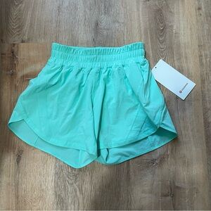 New with tags Lululemon Track That 5” lined short